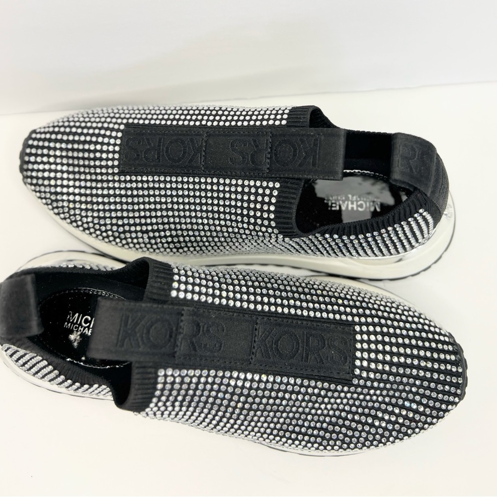 Final price

Michael Kors Black /Silver Crystal Slip-On Sneakers - Picture 6 of 7